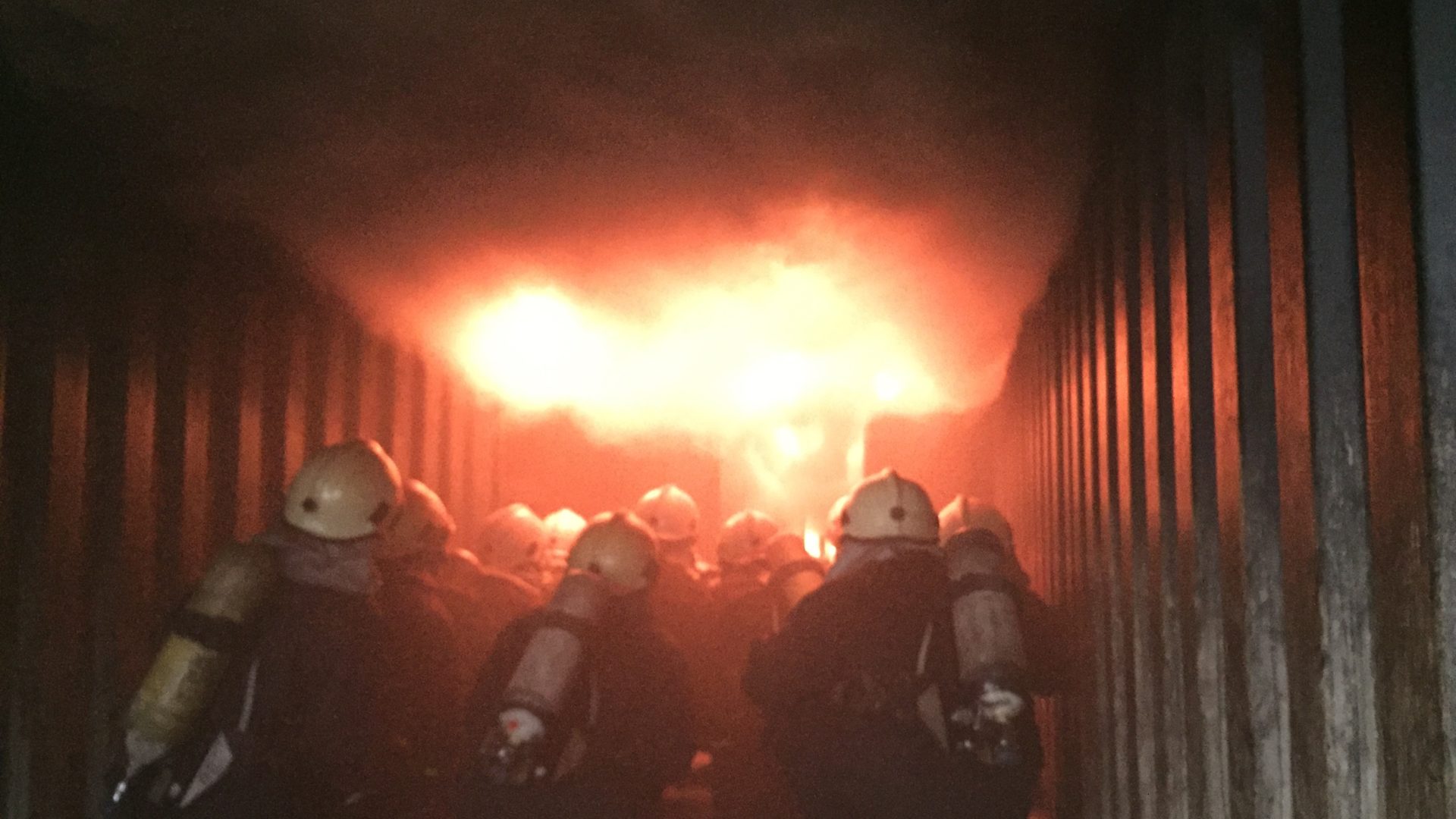 Gemeinsam Gegen Das Feuer