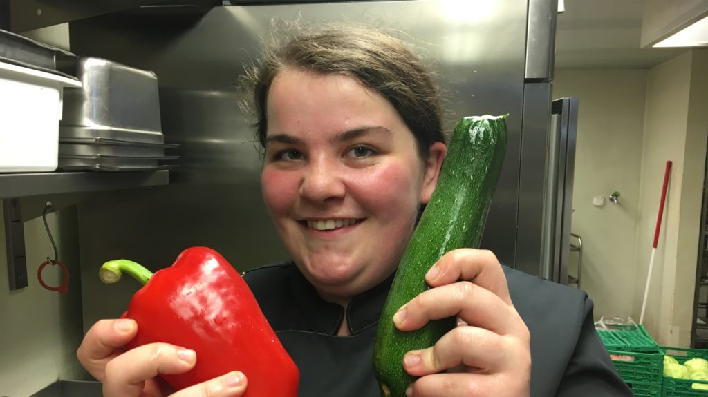 Karin mit Gemüse