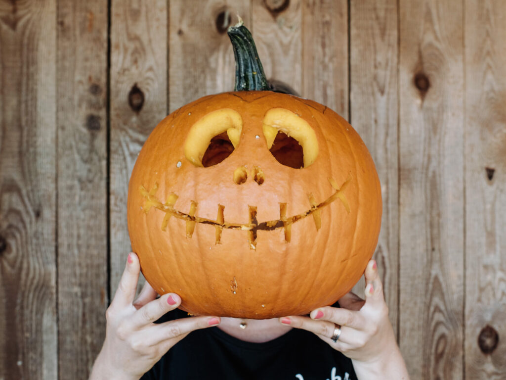 Halloweenkuerbis Fratze