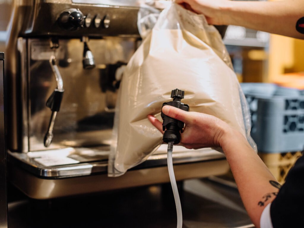 Haferdrink im 5-Liter-Beutel für Gastronomen