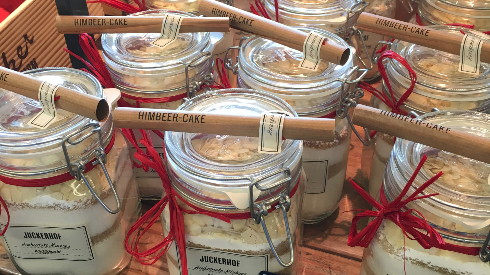 Kuchenmischung im Glas