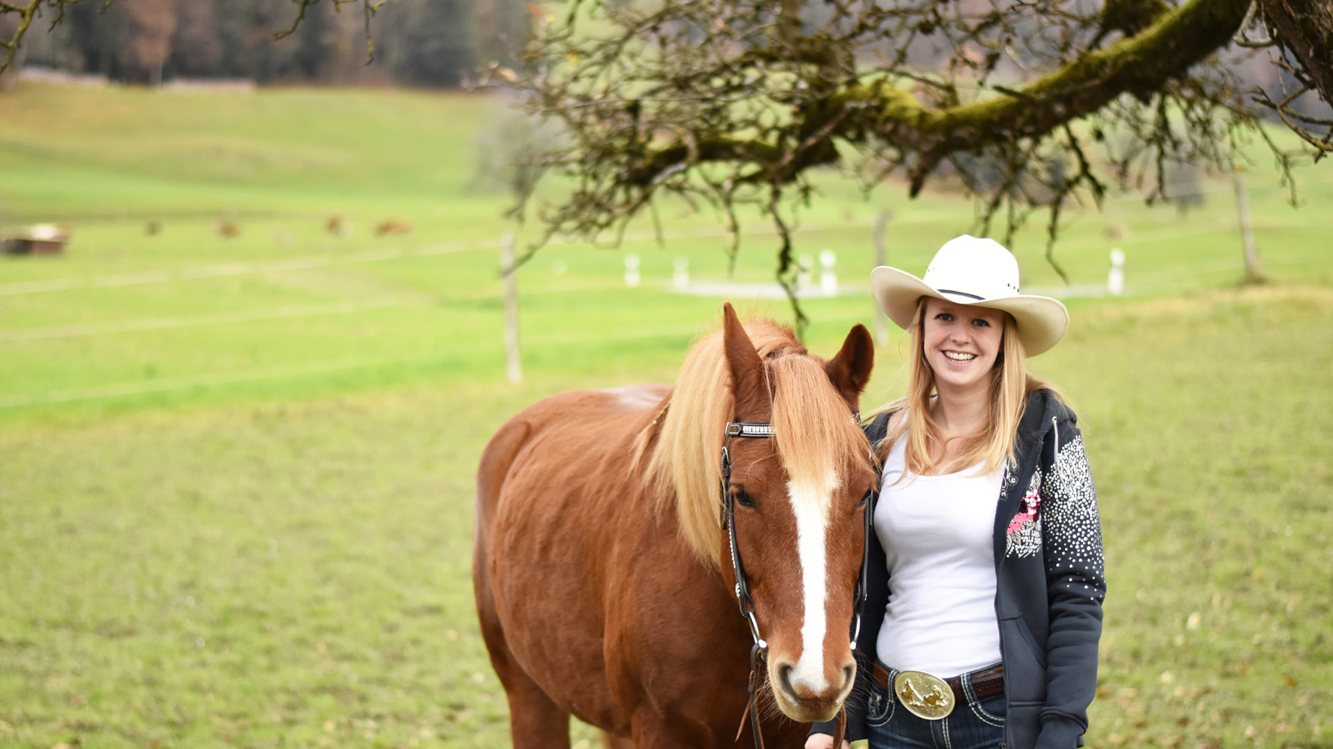 Petra Mueller Mit Pferd