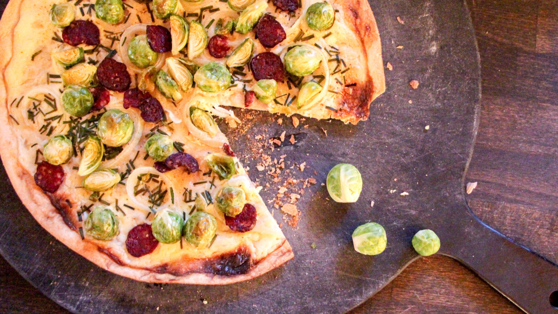 Rosenkohl Flammkuchen