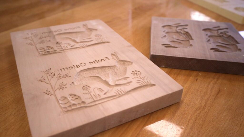 Biber-Model mit Schrift