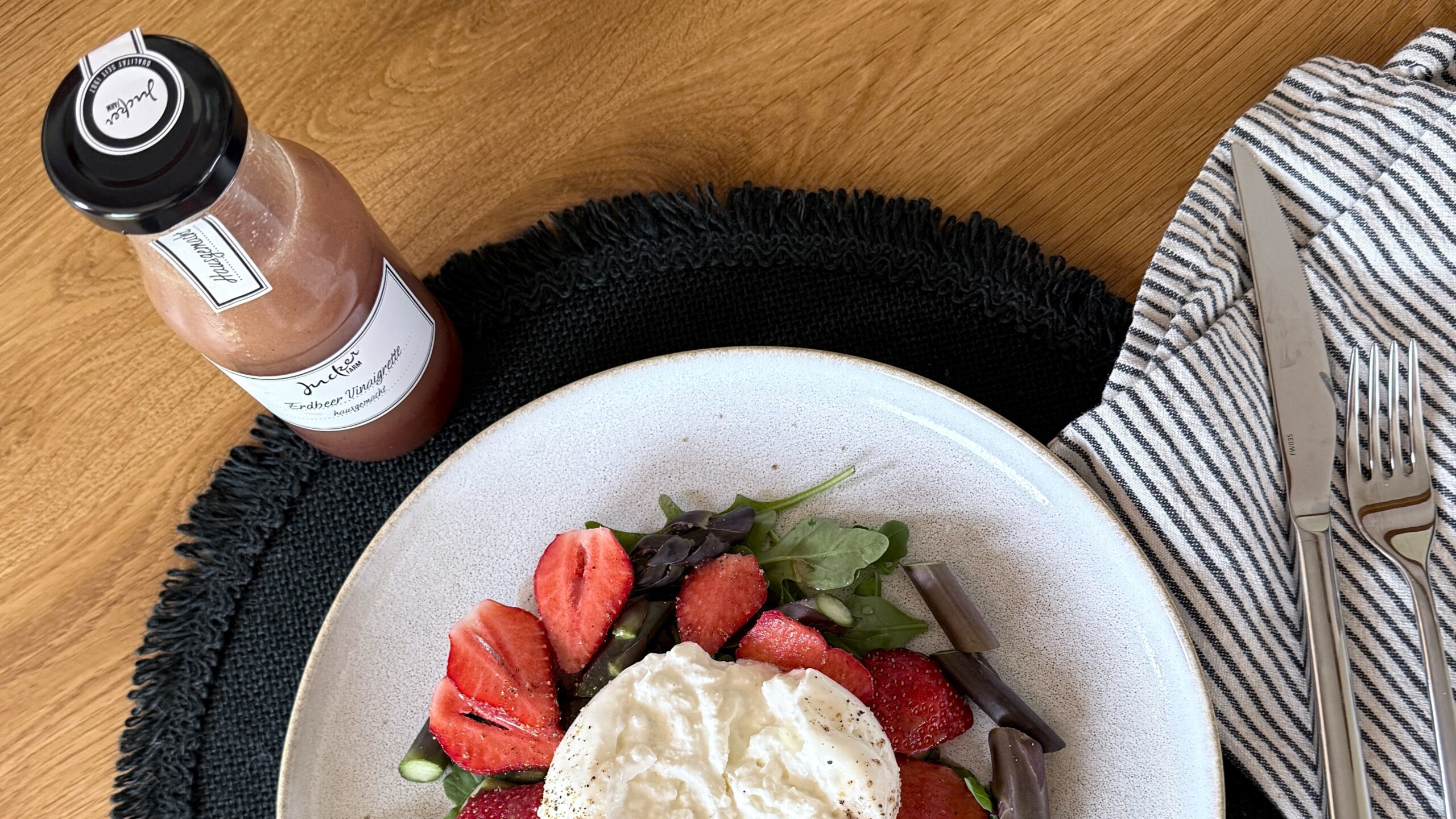Spargelsalat mit Erdbeer Vinaigrette